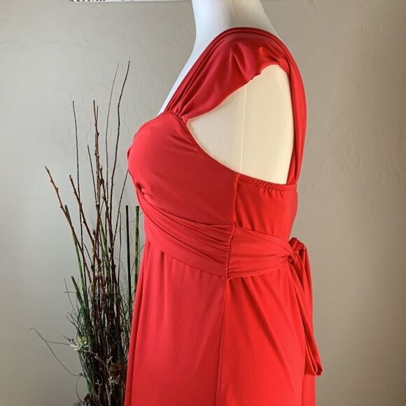 𝅺HALE Bob Red dress. Crisscross front. Ties in back. Low open back. Size small - Picture 4 of 13